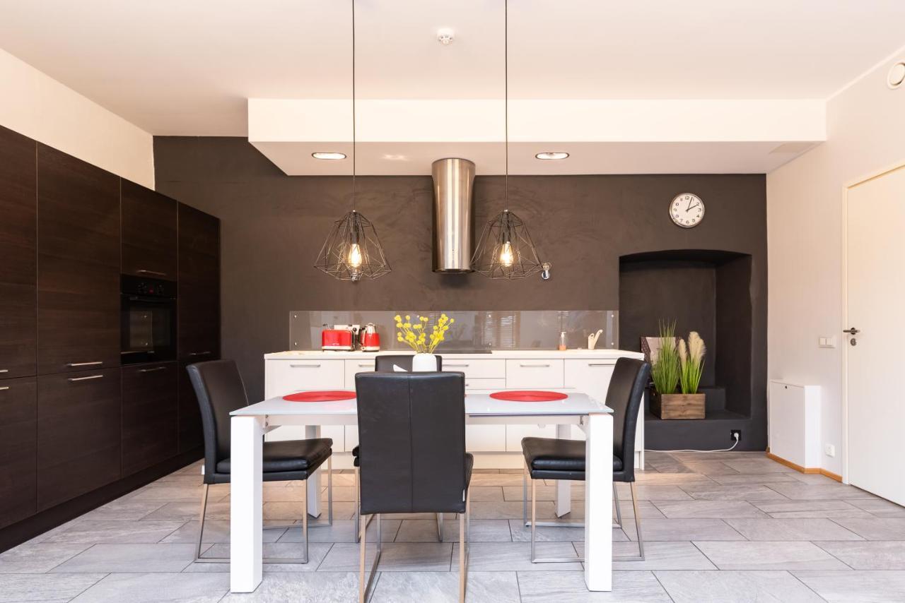 Stylish Apartment With Parking In Telliskivi Reval Exterior foto
