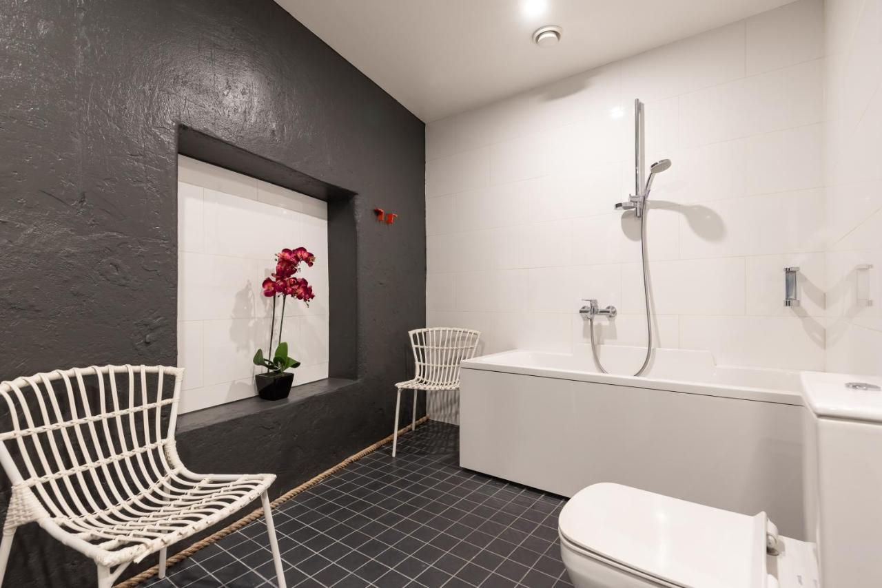 Stylish Apartment With Parking In Telliskivi Reval Exterior foto